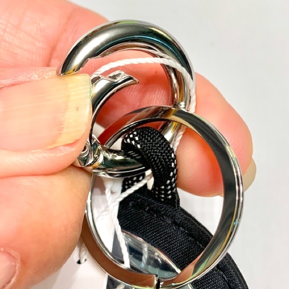 Lululemon BLACK Bag Charm & Keychain with Mirror BNWT - Picture 4 of 10